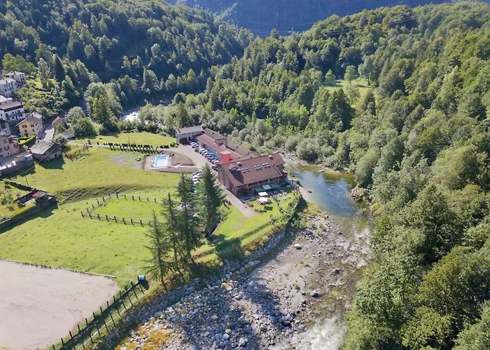 בית הארחה Foresteria Valsesia